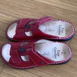 Finn comfort sandal NWOT size 38 D